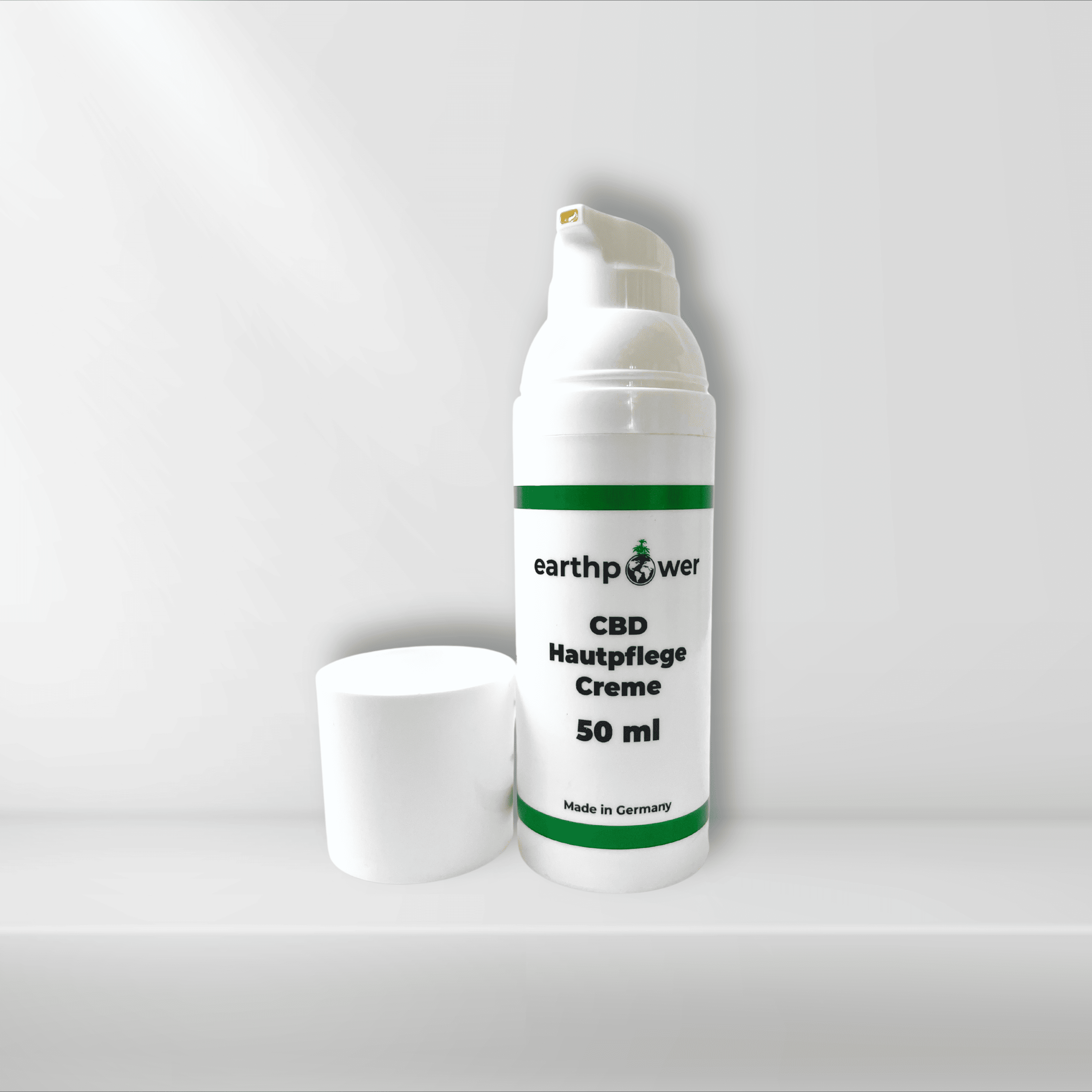 CBD Hautpflege-Creme mit Hanfblatt Vollextrakt